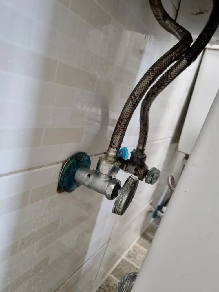 세면대 샤워겸용 수전 교체, 샤워 편의와 세면 한 번에